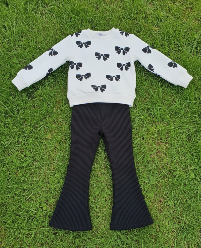 Black Bow winter outfit